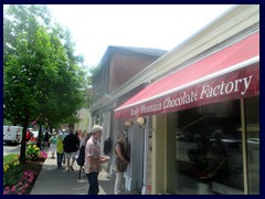 Niagara on the Lake - Chocolate Factory, Queen St